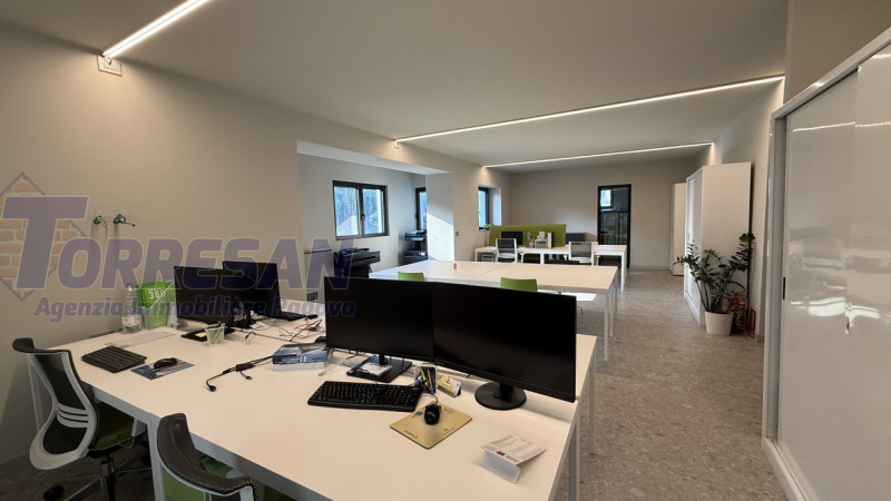 UFFICIO DI PREGIO IN VILLA STORICA – PADOVA, VICINANZE TRIBUNALE E FIERA


All’interno di una’ pr...