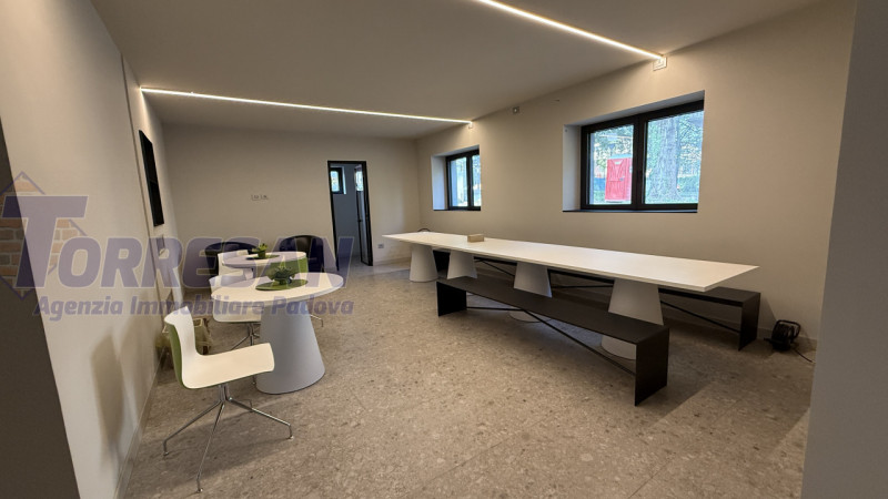 UFFICIO DI PREGIO IN VILLA STORICA – PADOVA, VICINANZE TRIBUNALE E FIERA


All’interno di una’ pr...