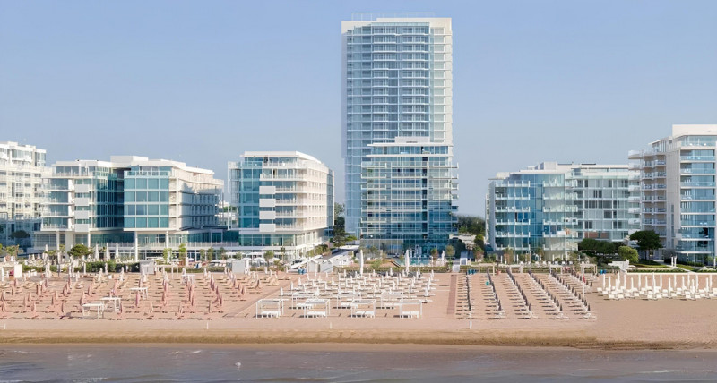 Proposta rivolta a fondi immobiliari, grandi operatori del real estate, brand alberghieri interna...