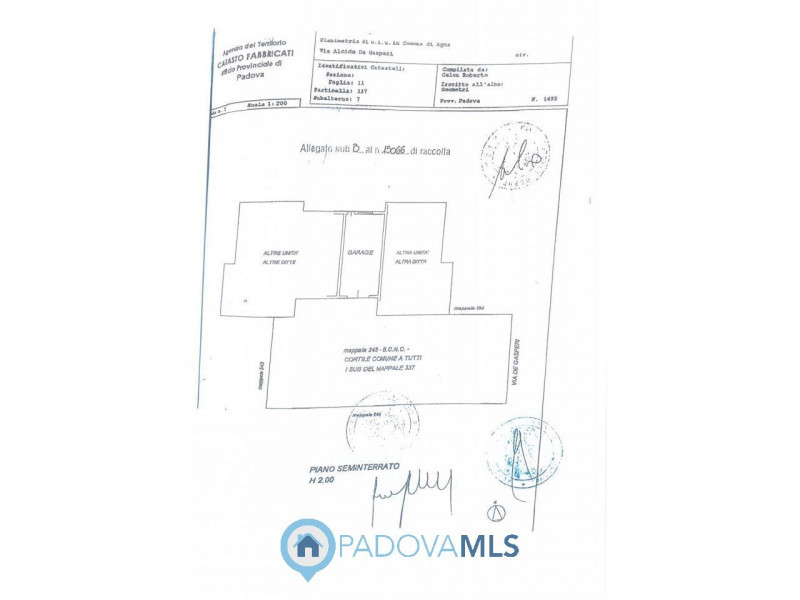 Immobile in esclusiva al Gruppo Padova MLS.
In prossimita' del centro del paese, ti proponiamo ap...