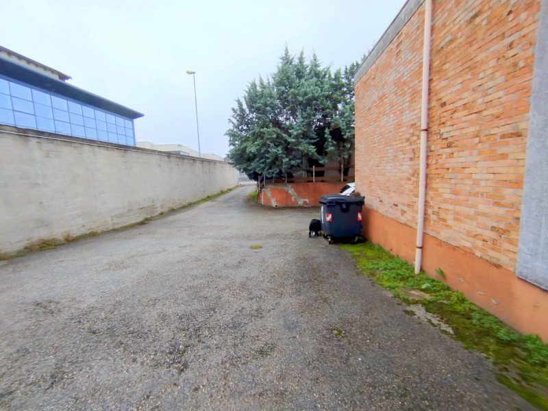 ZONA INDUSTRIALE: CAPANNONE, UFFICI ED ABITAZIONE €.570.000 rif.CL504

Proponiamo in vendita, nel...