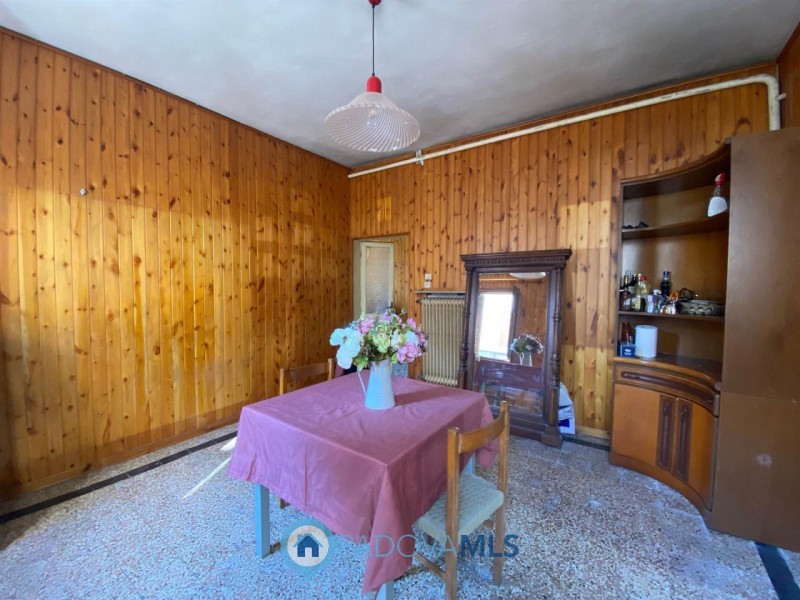 Immobile in esclusiva al Gruppo Padova MLS.
Situata in pieno centro a Camposampiero, comoda a tut...