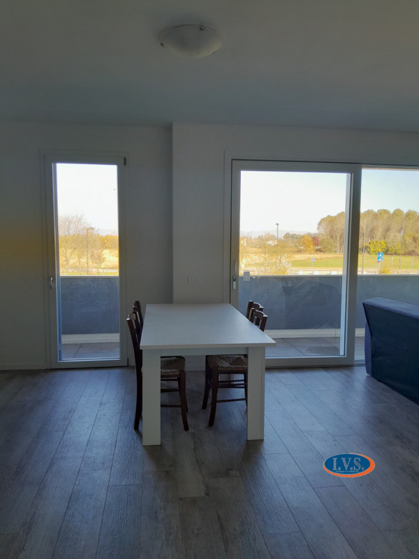 MONTEGALDA (VI) - In una posizione estremamente riservata e immersa nel verde proponiamo  al pian...