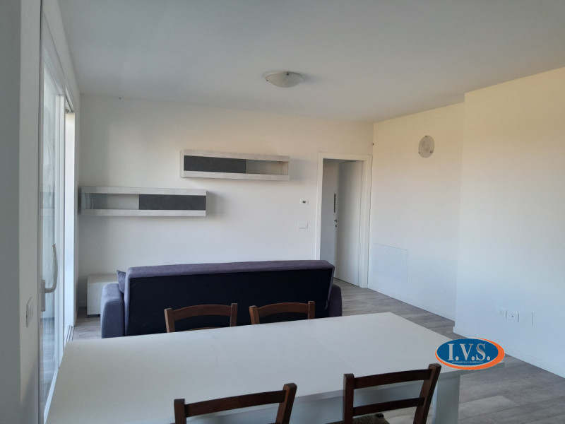 MONTEGALDA (VI) - In una posizione estremamente riservata e immersa nel verde proponiamo  al pian...