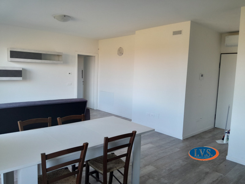 MONTEGALDA (VI) - In una posizione estremamente riservata e immersa nel verde proponiamo  al pian...