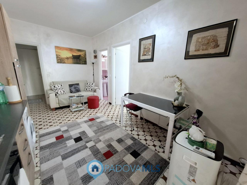 Immobile in esclusiva al Gruppo Padova MLS
Sei alla ricerca di un bell'appartamentino in zona CAV...