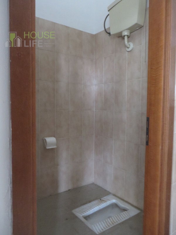 MALO-LOCALITA' MOLINA: CAPANNONE ARTIGIANALE di 400 mq circa + AMPIO GARAGE di 80 mq, con impiant...