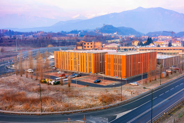 ZANE': POSIZIONE ECCELLENTE!!! TERRENO A DESTINAZIONE INDUSTRIALE di mq 2.270 circa, destinato al...