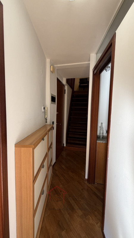 PADOVA - Centro storico ZONA DUOMO - GHETTO

Appartamento mansardato LUMINOSO E PANORAMICO sito a...