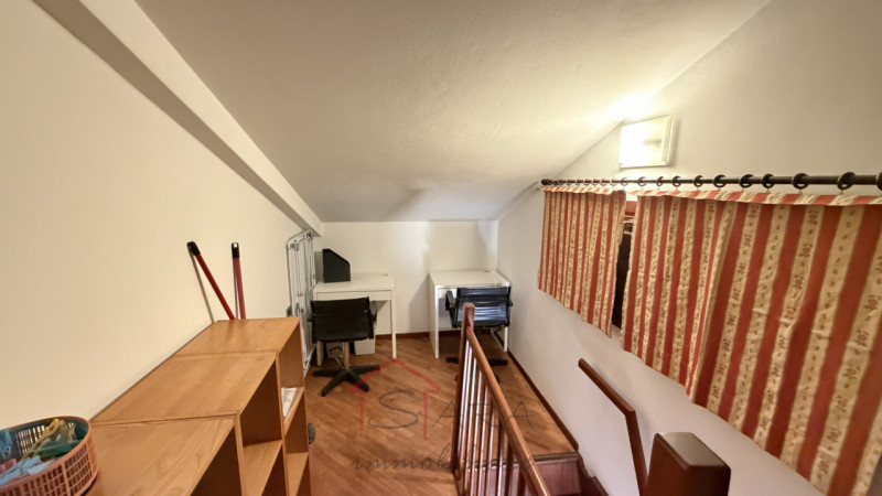 PADOVA - Centro storico ZONA DUOMO - GHETTO

Appartamento mansardato LUMINOSO E PANORAMICO sito a...