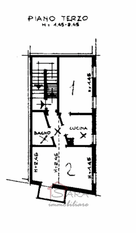 PADOVA - Centro storico ZONA DUOMO - GHETTO

Appartamento mansardato LUMINOSO E PANORAMICO sito a...