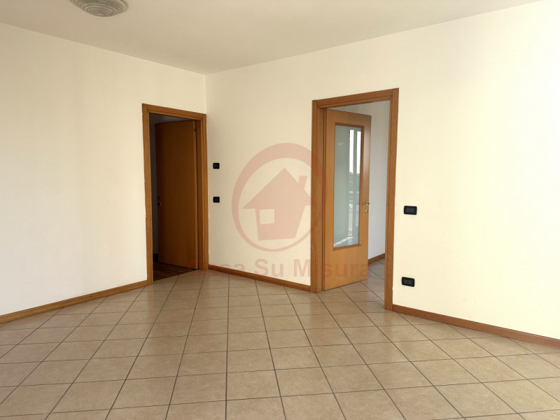 SAONARA, VILLATORA RIF. A245: Casa Su Misura ha il piacere di proporvi appartamento al secondo pi...