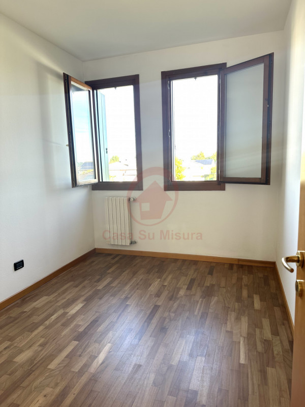 SAONARA, VILLATORA RIF. A245: Casa Su Misura ha il piacere di proporvi appartamento al secondo pi...