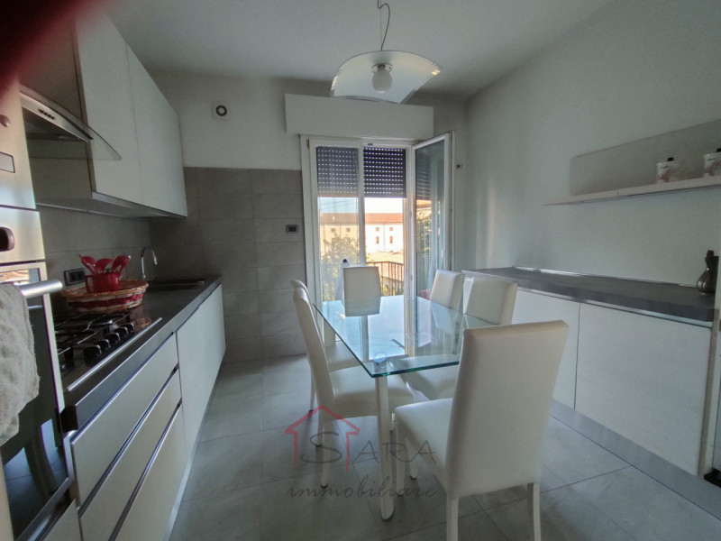 PADOVA - VIA BEATO PELLEGRINO

ULTIMA STANZA DISPONIBILE

Affittasi stanza singola (letto singolo...