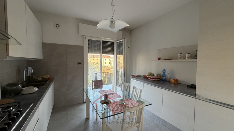 PADOVA - VIA BEATO PELLEGRINO

ULTIMA STANZA DISPONIBILE

Affittasi stanza per una persona (letto...