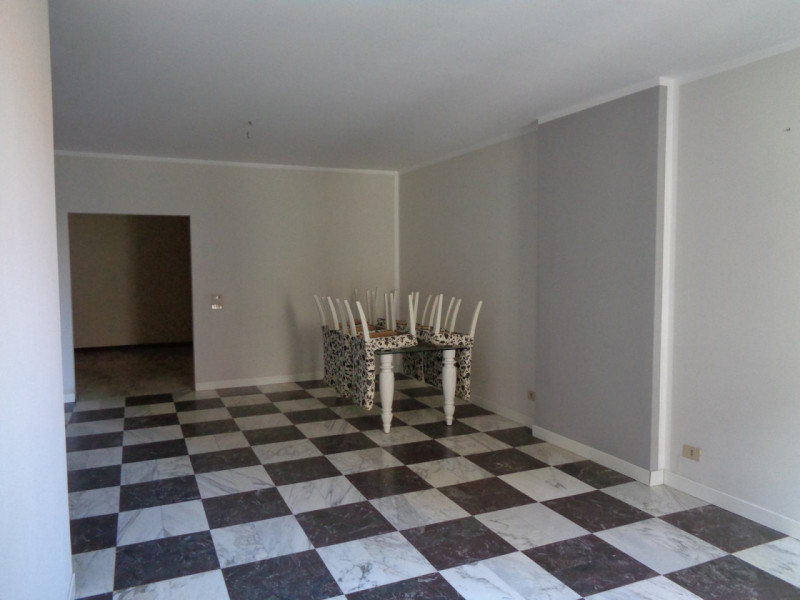 Cittadella, spazioso appartamento situato nel centro storico caratterizzato da una superficie gen...