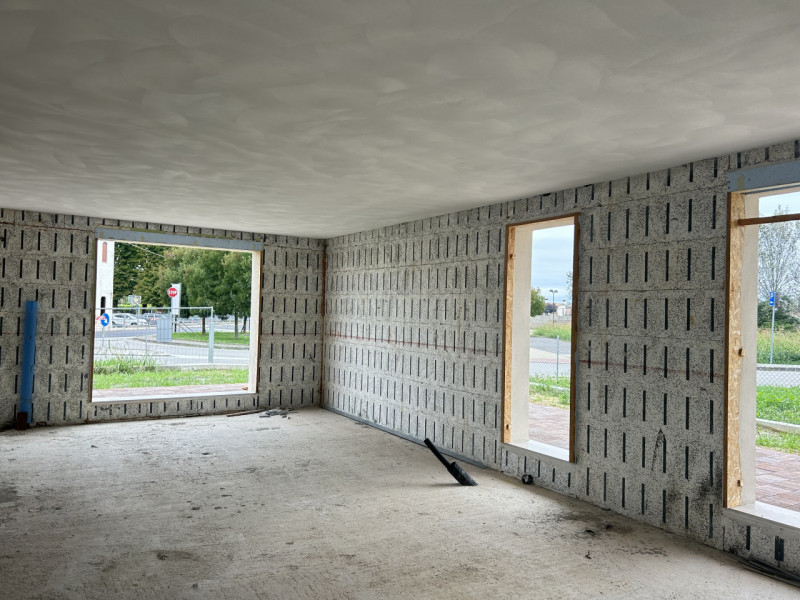 Immersa nella tranquillità di Poiana di Granfion, questa splendida casa unifamiliare rappresenta ...