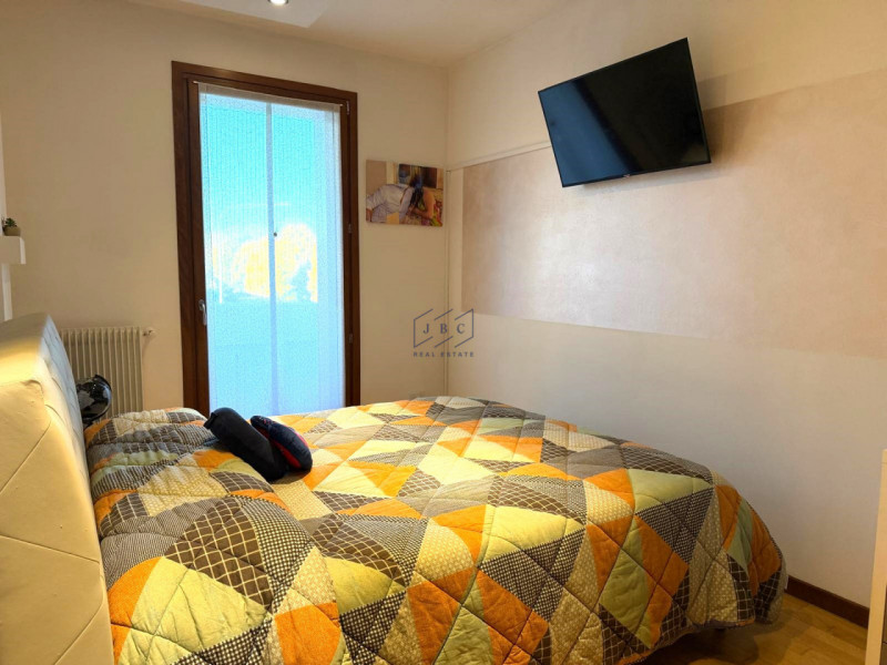 CEGGIA - (VE) 
Proponiamo in esclusiva a Ceggia, in zona residenziale appartamento situato al pri...