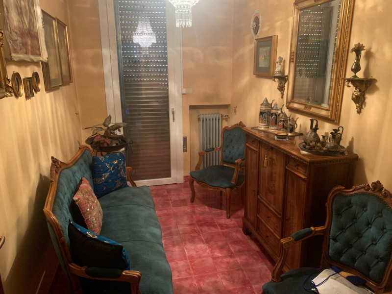 ARCELLA: Classe Energetica in fase di definizione.
Appartamento in bifamiliare ubicato alla fine ...