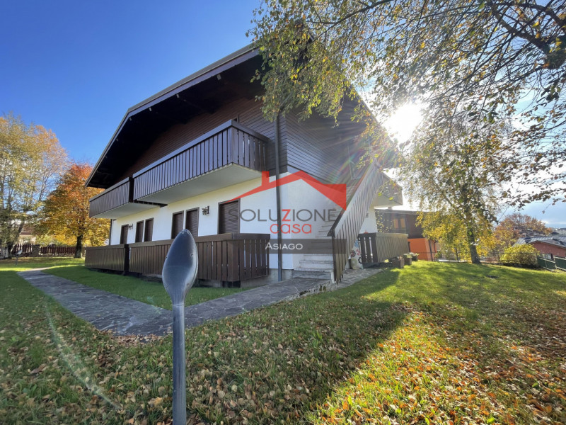 Appartamento su palazzina di 4 unità abitative con ampio giardino condominiale, zona tranquilliss...