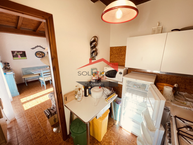 Appartamento su palazzina di 4 unità abitative con ampio giardino condominiale, zona tranquilliss...