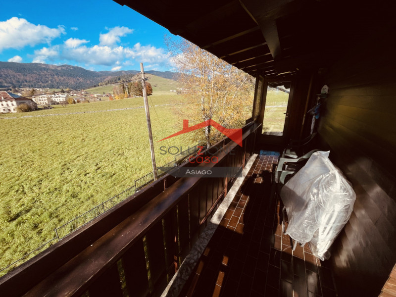 Appartamento su palazzina di 4 unità abitative con ampio giardino condominiale, zona tranquilliss...