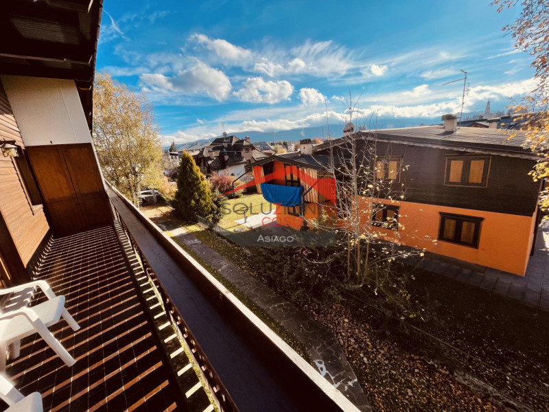 Appartamento su palazzina di 4 unità abitative con ampio giardino condominiale, zona tranquilliss...