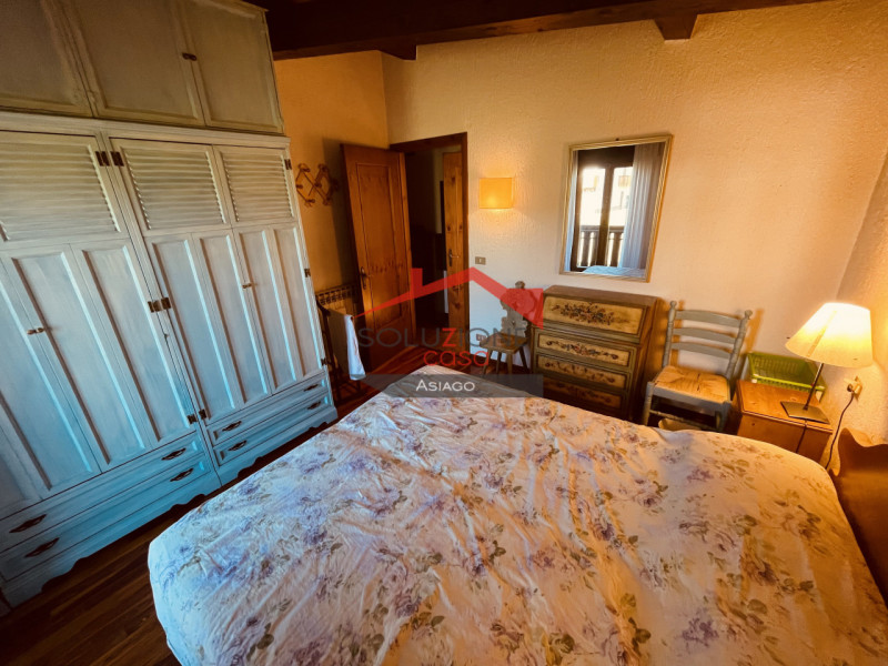 Appartamento su palazzina di 4 unità abitative con ampio giardino condominiale, zona tranquilliss...