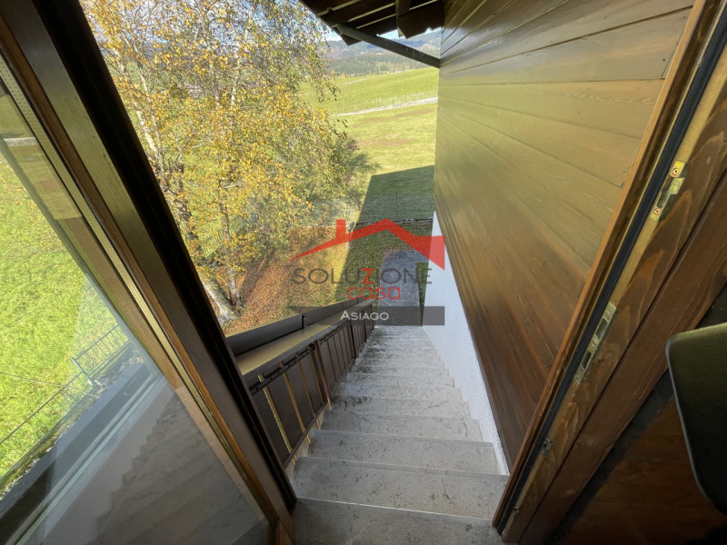 Appartamento su palazzina di 4 unità abitative con ampio giardino condominiale, zona tranquilliss...