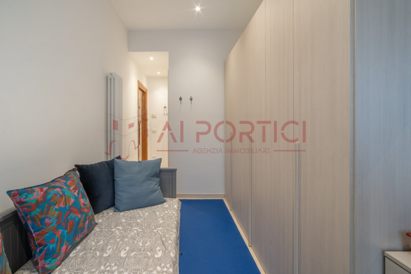 PIOVE DI SACCO Centro Storico - APPARTAMENTO ristrutturato in stile moderno situato al secondo pi...