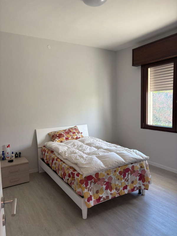 ALBIGNASEGO San Lorenzo vendesi casa singola degli anni '70 parzialmente ristrutturata in posizio...