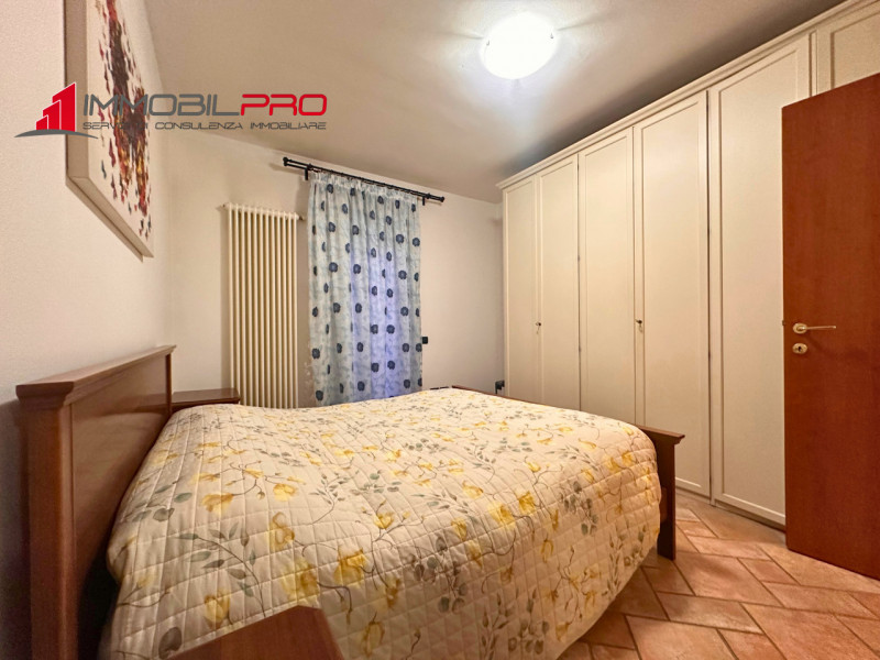 Bilocale con ampio giardino privato in zona residenziale tranquilla

In una delle aree più piacev...