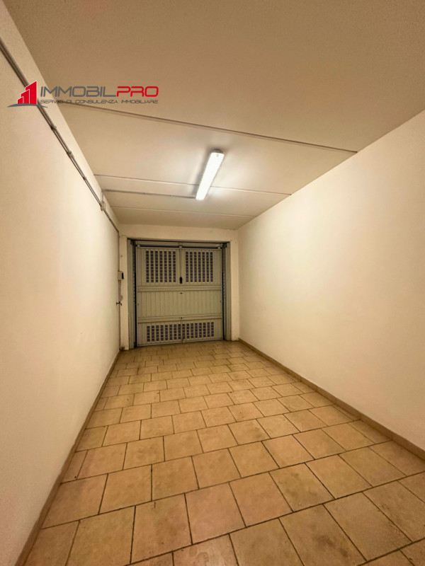 Bilocale con ampio giardino privato in zona residenziale tranquilla

In una delle aree più piacev...