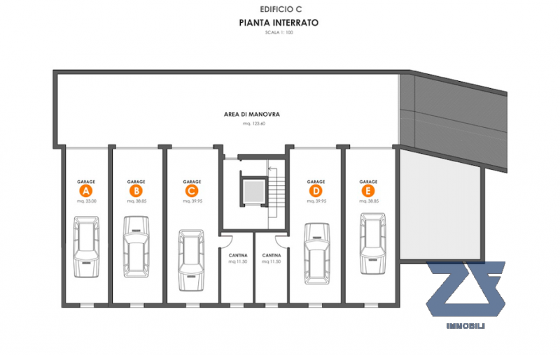 Proponiamo in vendita questo luminoso e spazioso quadrilocale distribuito su mq.90 in zona reside...