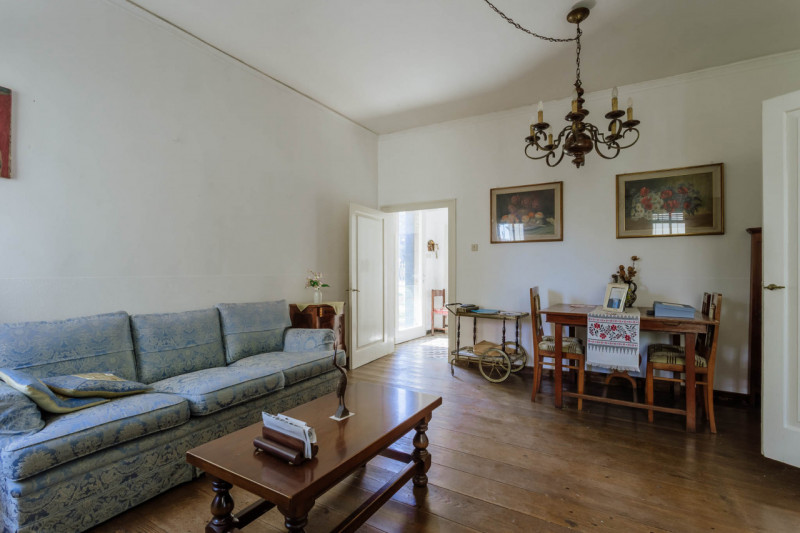 Nel centro di Agna, proponiamo in vendita una casa singola che conserva tutto il fascino della su...