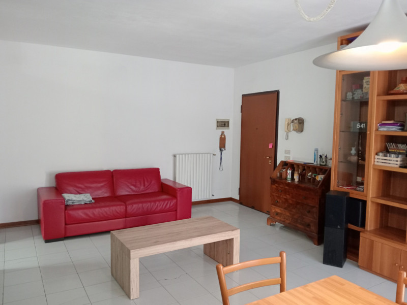 Saonara - In posizione centrale al paese, comoda ad ogni tipo di servizio,  in ottimo contesto ab...