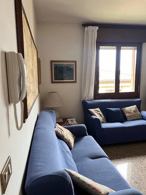 In una delle zone più ricercate di Cadoneghe, precisamente in Mejaniga, proponiamo un appartament...