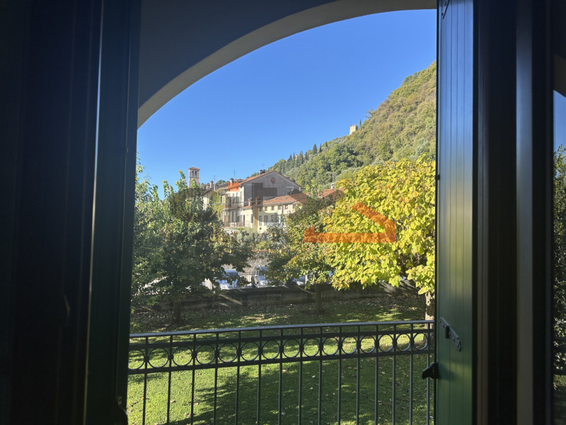 Marostica - In elegante contesto residenziale immerso nel verde condominiale, proponiamo MINI APP...