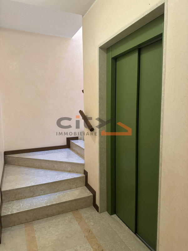 Marostica - In elegante contesto residenziale immerso nel verde condominiale, proponiamo MINI APP...