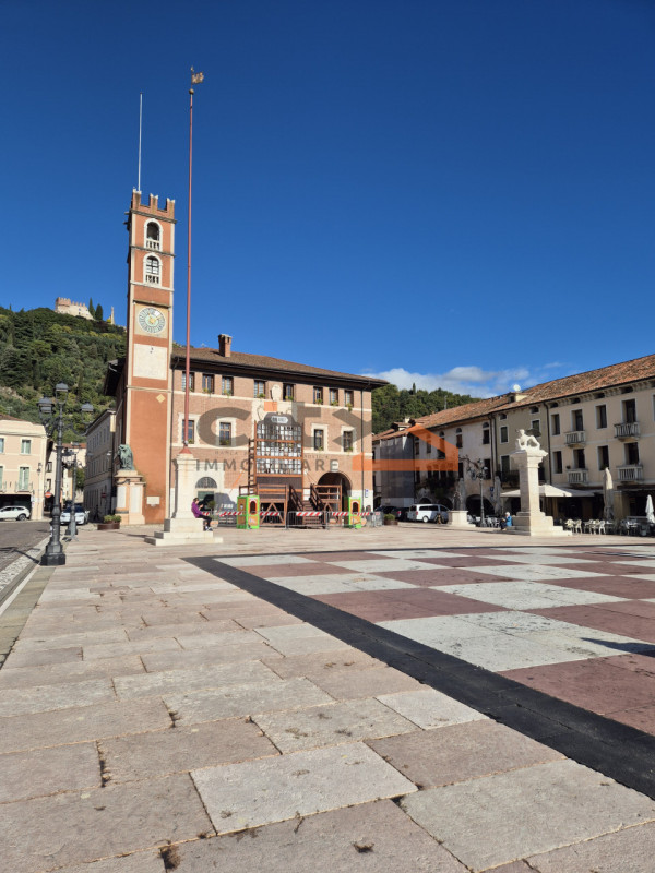 Marostica - In elegante contesto residenziale immerso nel verde condominiale, proponiamo MINI APP...