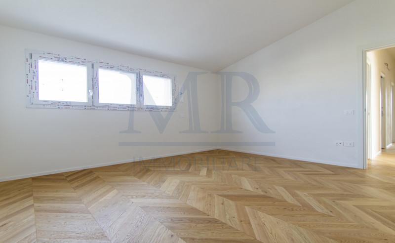 GUIZZA/FERRI  -  RIF MR310AF
SOGGIORNO 50 MQ - 3 CAMERE DA LETTO - CLASSE ENERG "A4"  

In nuova ...