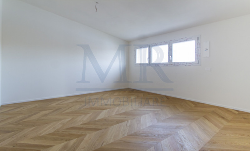 GUIZZA/FERRI  -  RIF MR310AF
SOGGIORNO 50 MQ - 3 CAMERE DA LETTO - CLASSE ENERG "A4"  

In nuova ...