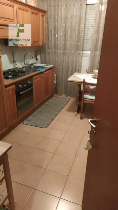 POCO DISTANTE DAL CENTRO STORICO A PIEDI...SU SCALA DI 20 UNITA'...APPARTAMENTO DI MQ 111 ESPOSTO...