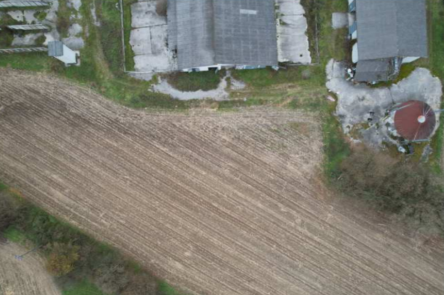 Rif. A.A.88-23

Vendita all'asta - azienda agricola con accessori in data 02 dicembre 2025

Descr...