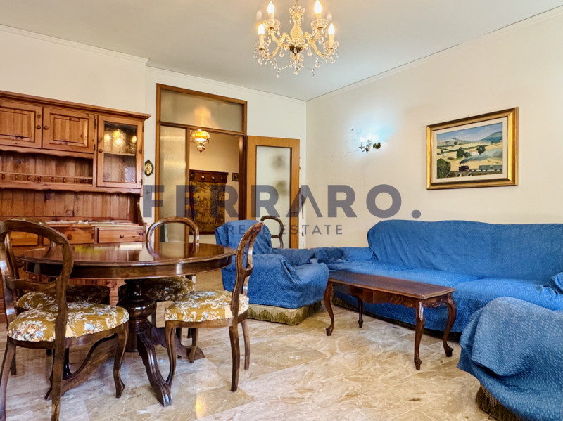 Treviso, zona Fuori Mura. Codice YA5

Appartamento quadrilocale di circa 100 mq situato al second...