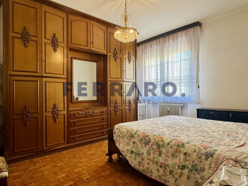 Treviso, zona Fuori Mura. Codice YA5

Appartamento quadrilocale di circa 100 mq situato al second...