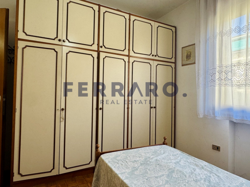 Treviso, zona Fuori Mura. Codice YA5

Appartamento quadrilocale di circa 100 mq situato al second...