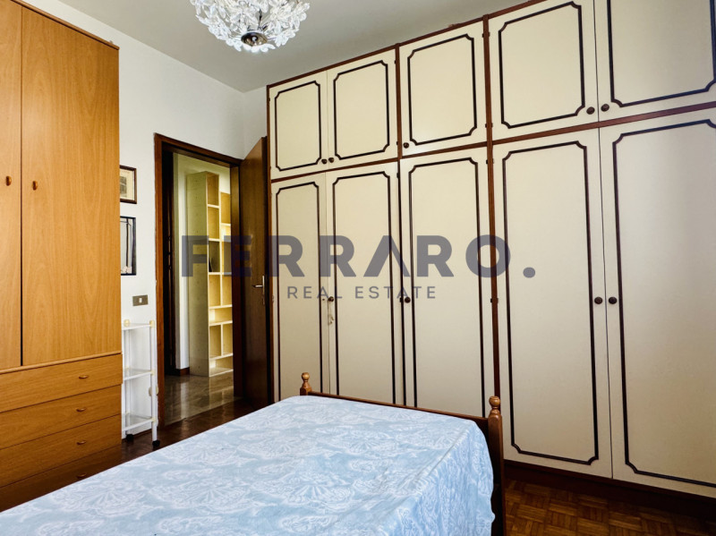 Treviso, zona Fuori Mura. Codice YA5

Appartamento quadrilocale di circa 100 mq situato al second...