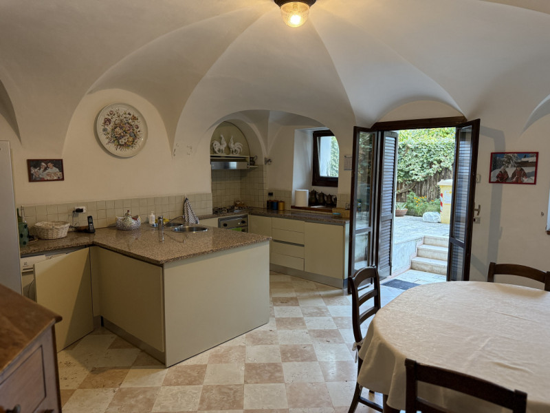 Rif. BC240 (Per info: Daniel +39 3939878704)


In una posizione suggestiva, a pochi passi da Port...