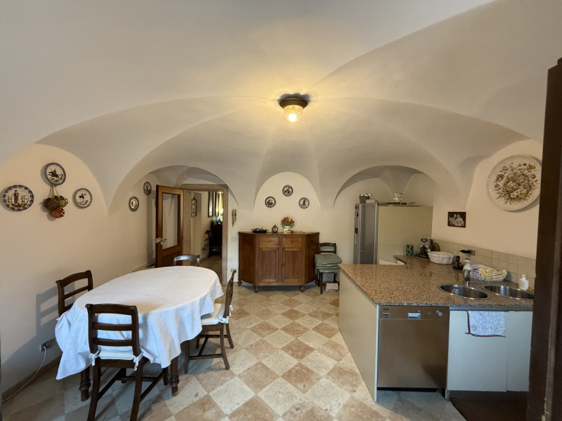 Rif. BC240 (Per info: Daniel +39 3939878704)


In una posizione suggestiva, a pochi passi da Port...